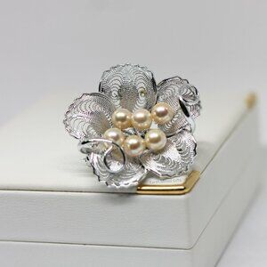 Elegant handcrafted brooch with Genuine Akoya Pearls
